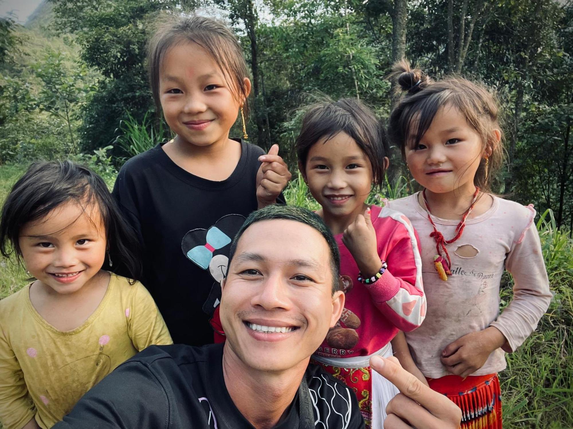 דונג ואן Nha Co Lao Xa Homestay Hmong & Bungalow Air Conditioner מראה חיצוני תמונה